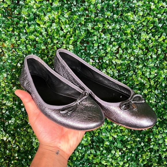 COACH Metallic Dark Silver Flats with Bow 5 B - Picture 7 of 9